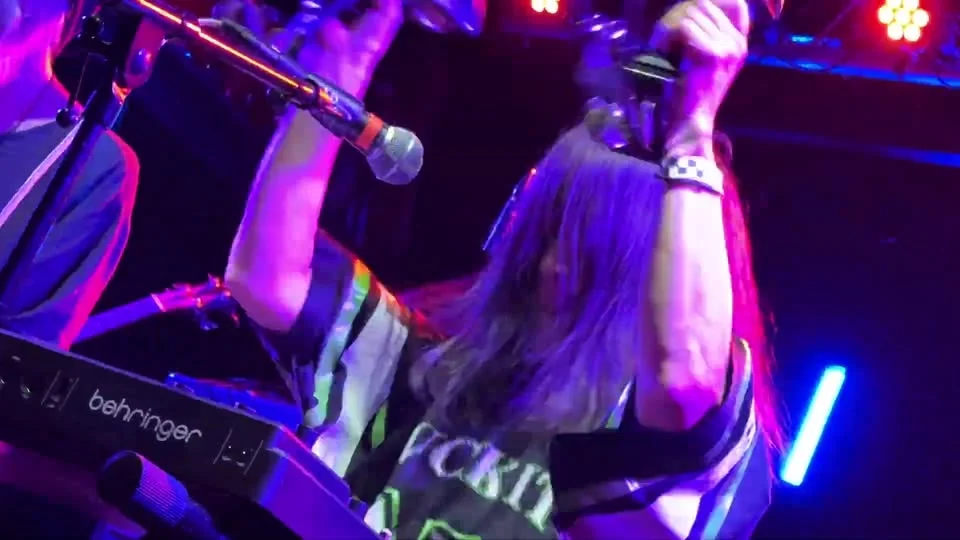 Wandering Oak: Acid Mothers Temple ft. Cotton Casino (JP)