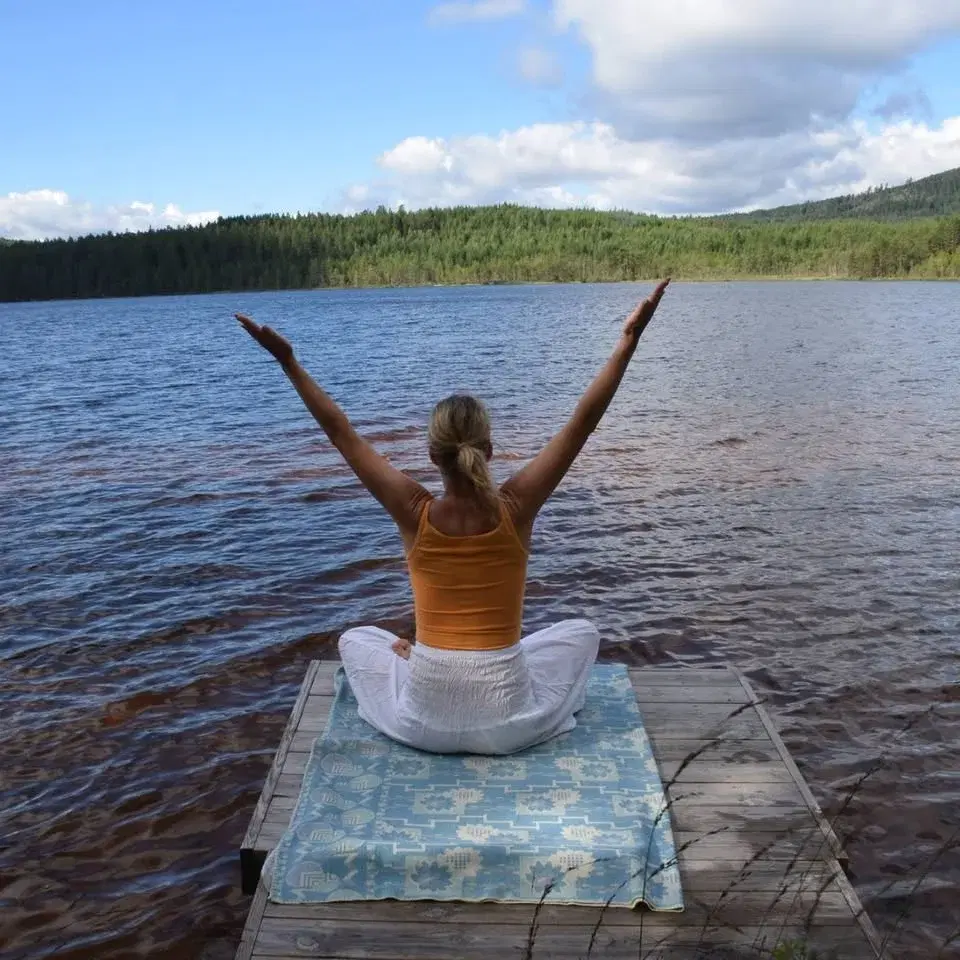 KUNDALINIYOGA TORSDAGAR I TÄBY