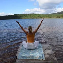 KUNDALINIYOGA TORSDAGAR I TÄBY
