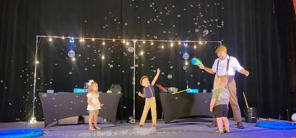 The Amazing Bubble Factory Live