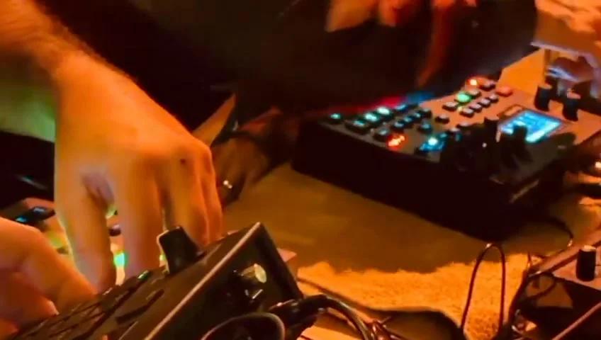 ELECTRONS LIBRES # 27 @ LE BELGICA