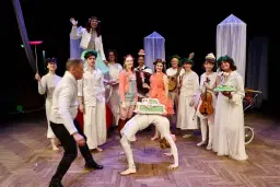 SCENISK KÖR FÖR BARN OCH UNGA