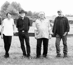 SteelCreek Acoustic at The Slatington Farmers Market