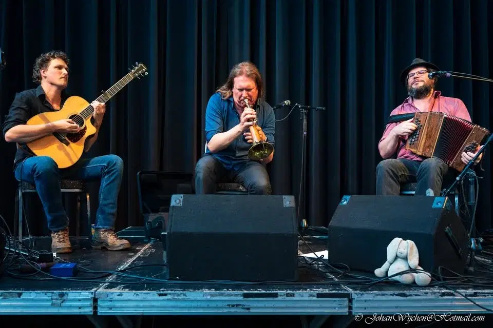 Weekbal met Wouter en de Draak Trio @ Het Oude Badhuis