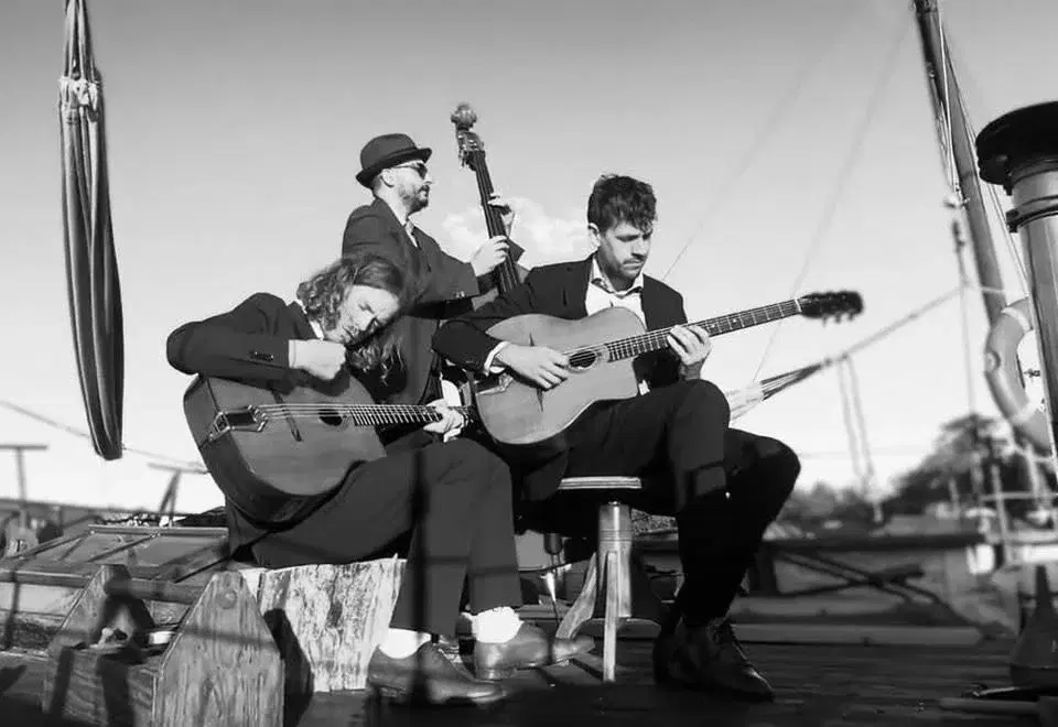 Classic Jazz - Castro Trio