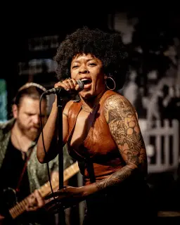 Nikki Hill Band (US)