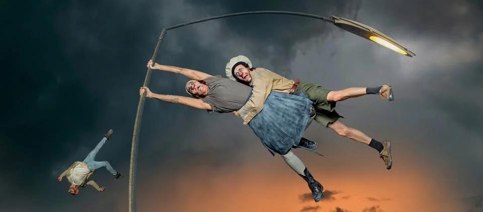 Premiär för Karavans nya föreställning Clowns in Dystopia