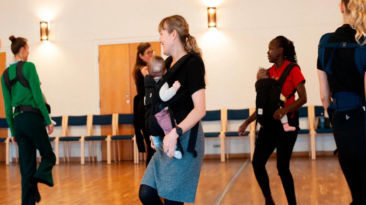 Dansa med bebis