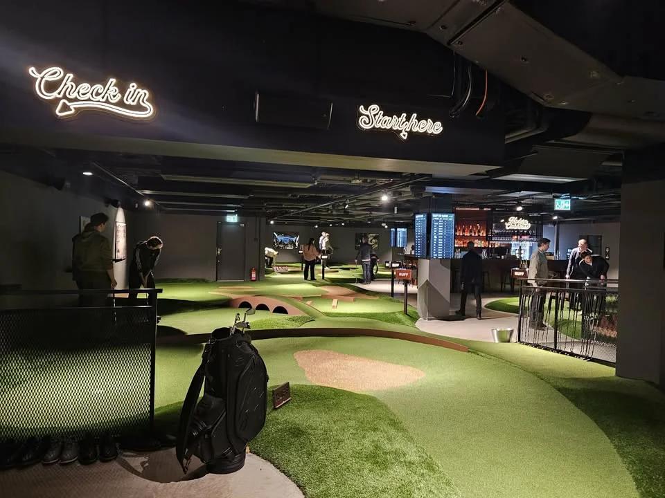 Stockholm making friends Minigolf event