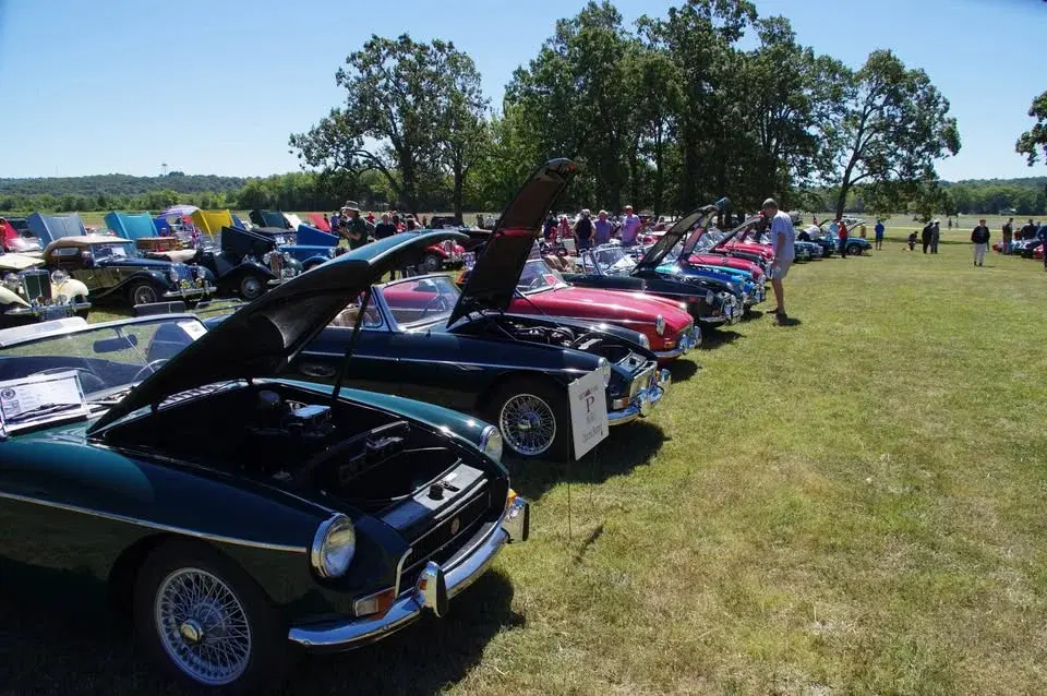 2026 Brits In The Ozarks