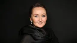 Julija Lezsnyeva | Les Accents