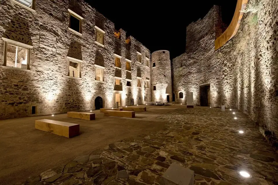 NOČNÍ PROHLÍDKY HRADU/PALÁC ŽIJE ČICHEM