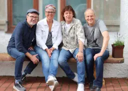 Schmidtanand mit dem Programm "Wohi geh ma?"