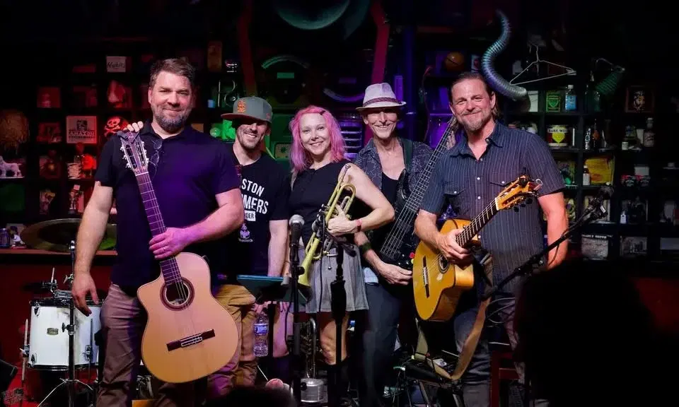 Acoustik Element - Trumpet (Featuring Dawn Weber)