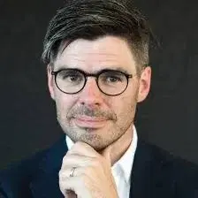 Temakväll: Makten & det heliga. Joel Halldorf, professor och författare