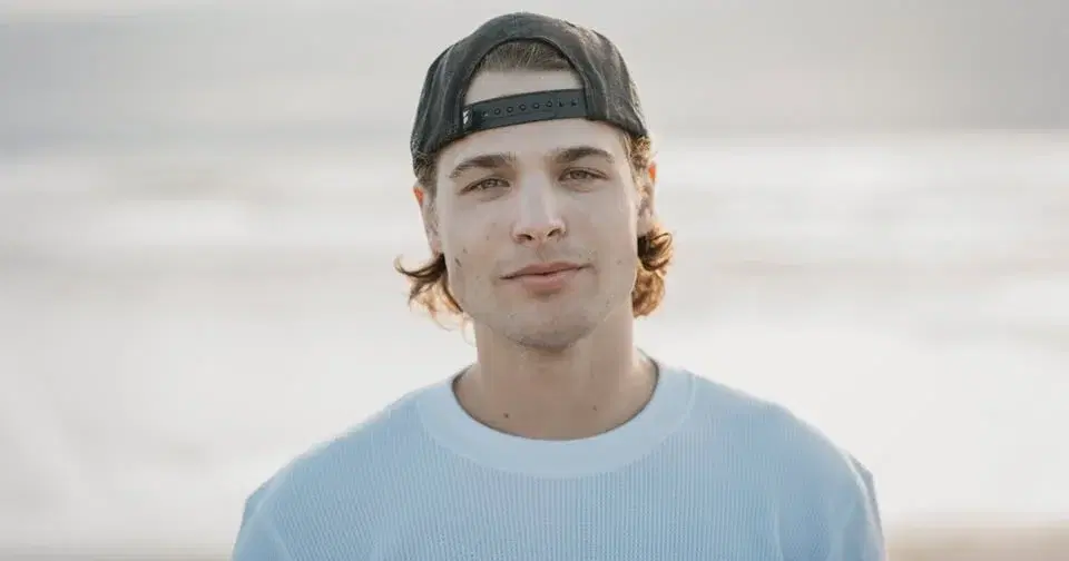 Max McNown | Ryman Auditorium