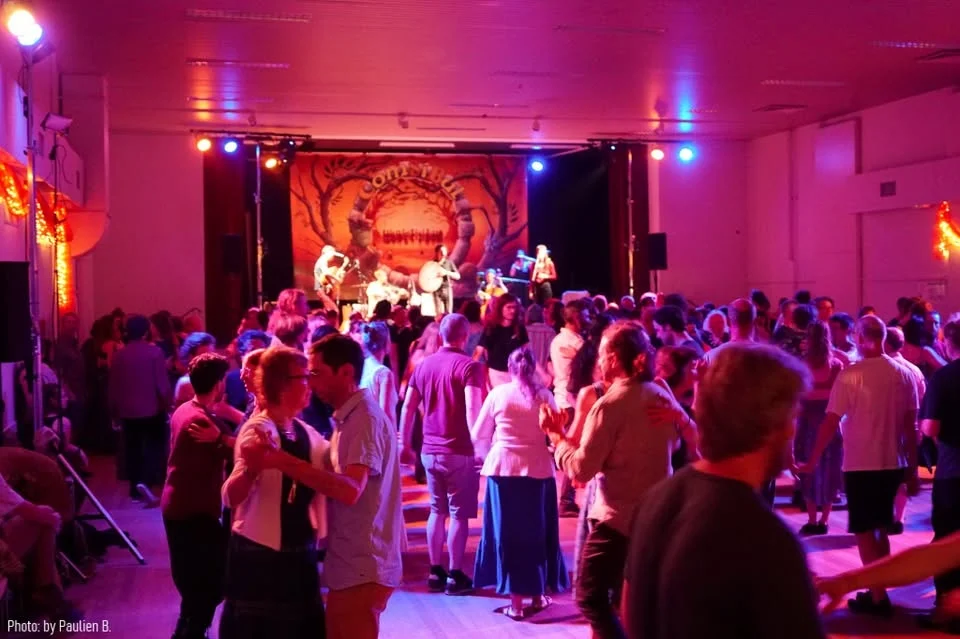 Folkfestival @ Comsibal