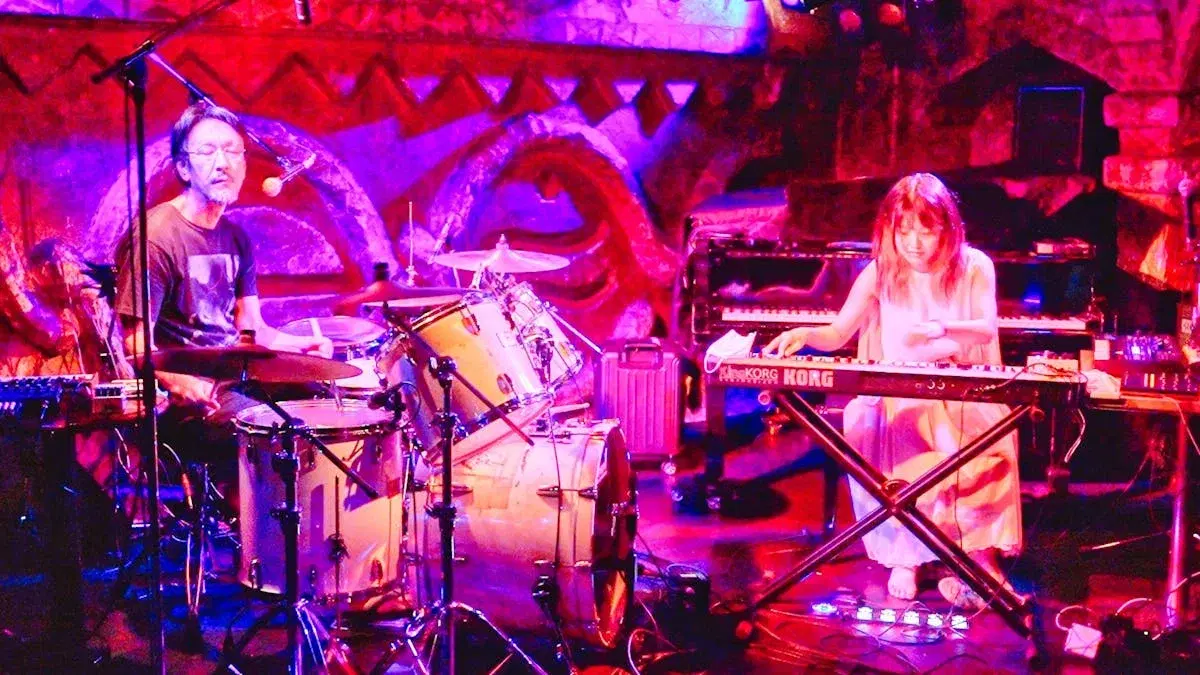 Tatsuya Yoshida x Risa Takeda (JP) + Jeppe Zeeberg solo