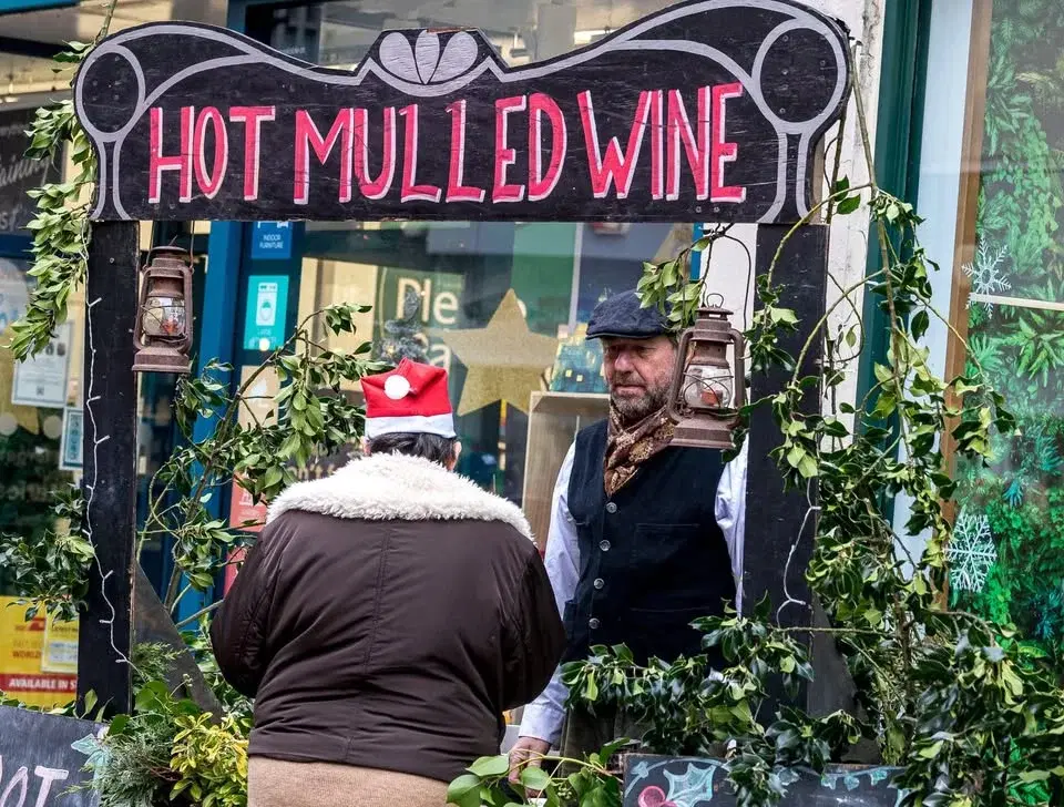 Dorchester Christmas Cracker Day