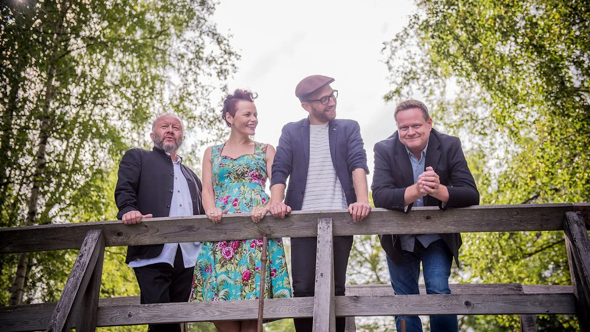 MonicaZ Vals // Myralåven (Tomter)