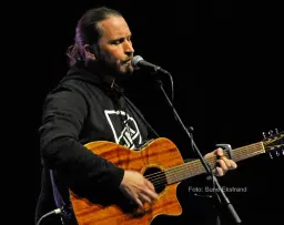 Hökis Visrum Presenterar Jocke Rosendal