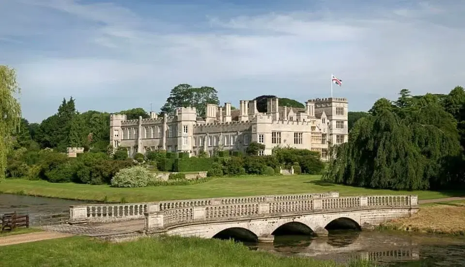 Northamptonshire Classic & Performance Motor Show - Deene Park