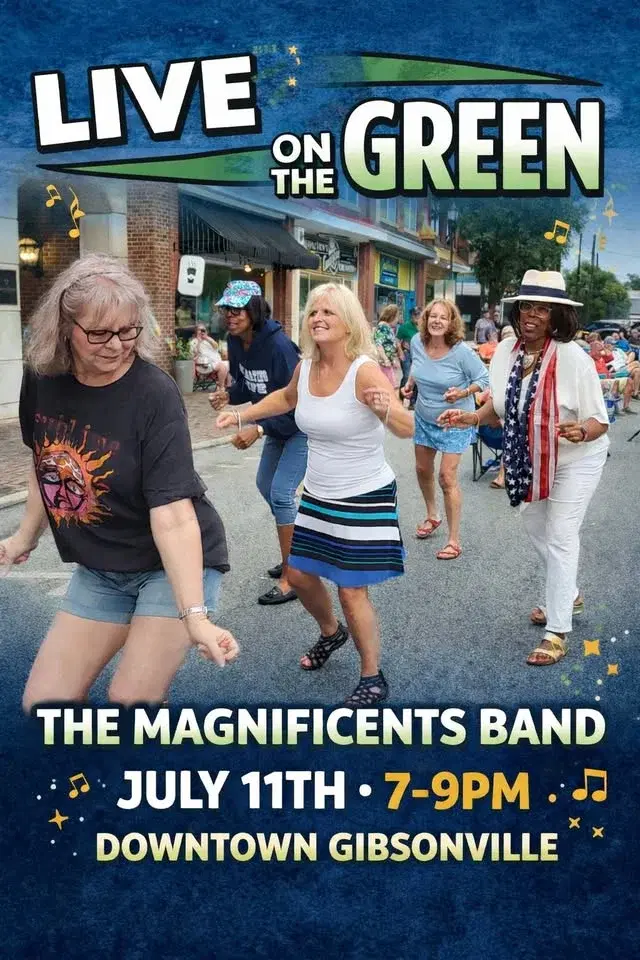 Live on the Green with The Magnificents