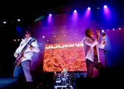 Journey USA returns to the Historic Bakersfield Fox on Saturday Nov. 7th!