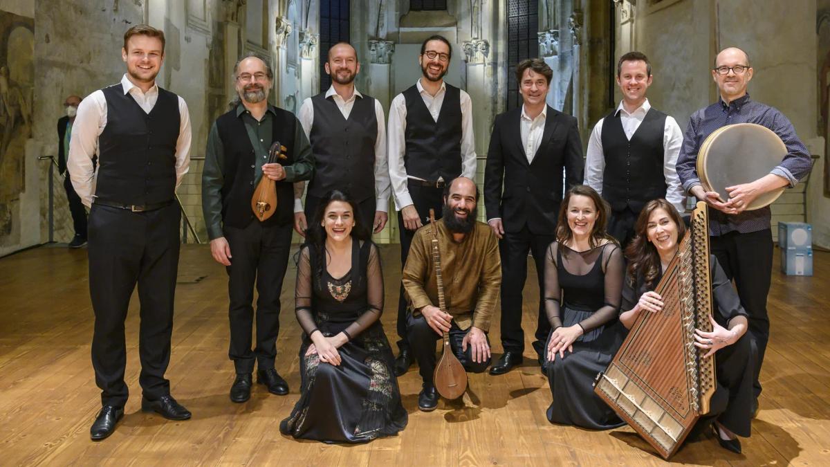 Evening of Timeless Melodies: Live Ensemble Concert ๐ถโจ