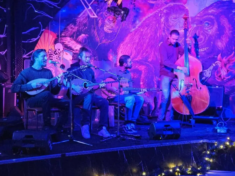 REBETIKO AGAINST THE MACHINE