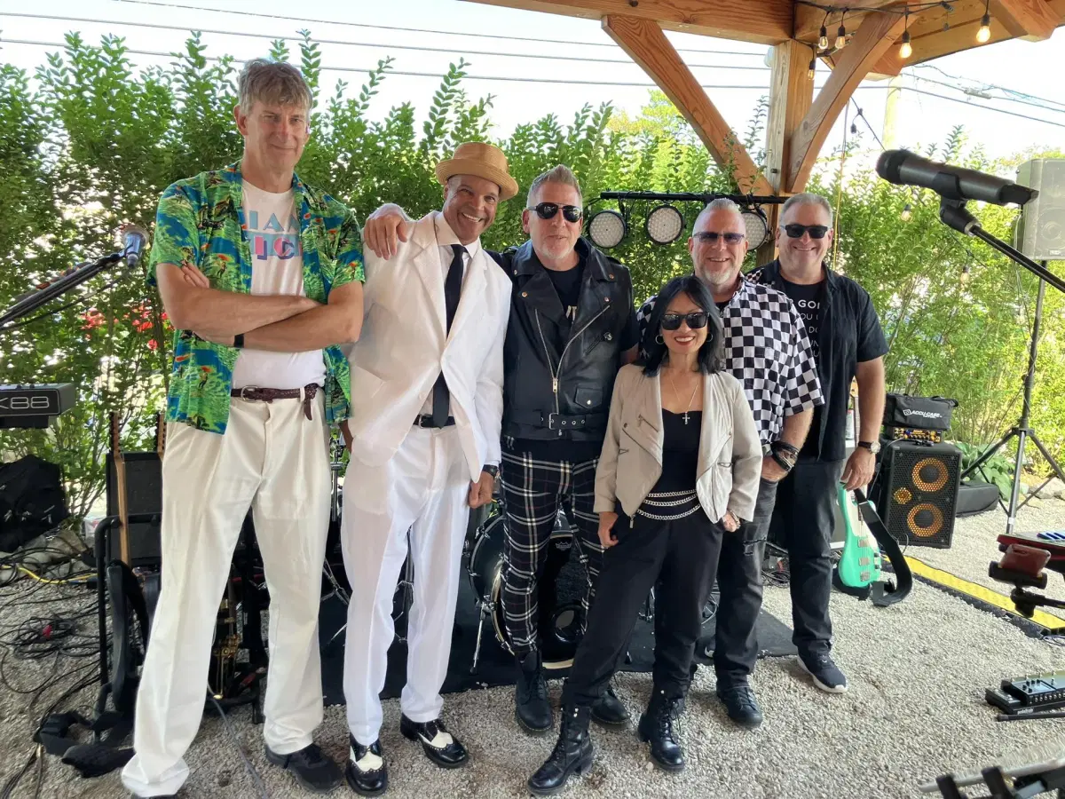 80s Crush Debuts at the Beverly Athletic Club!!