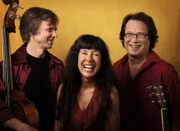 Vårkonsert. Järfälla Musikkår och Povels Naturbarn.