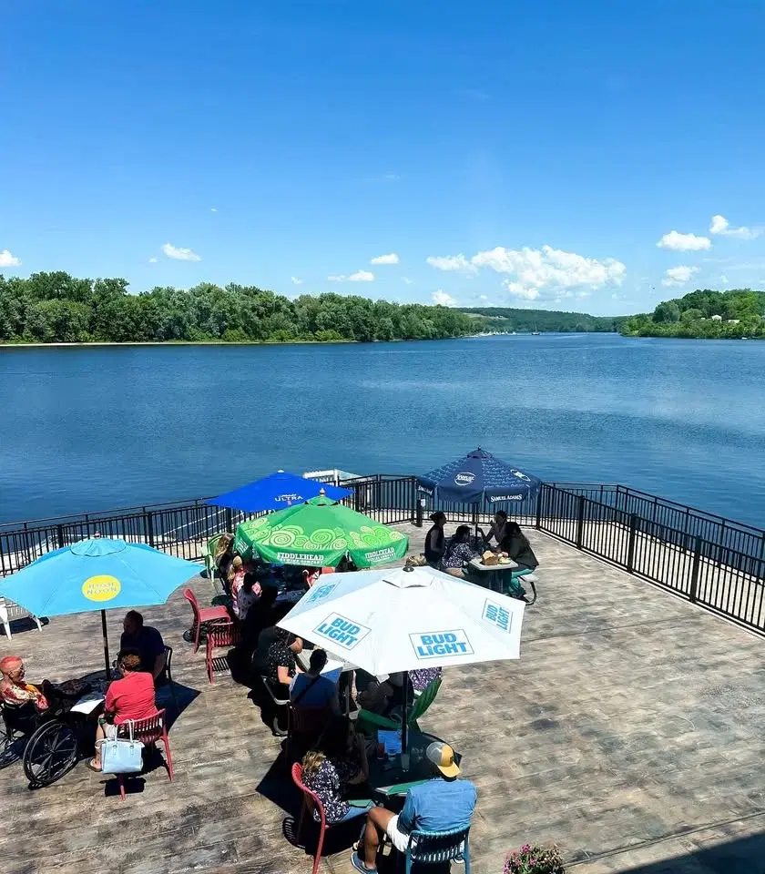 Tate's on Labor Day Weekend with Nightshift