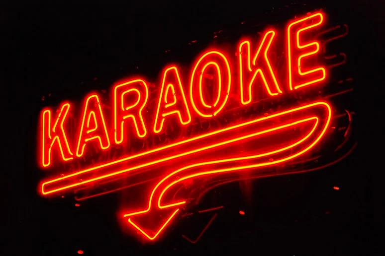 Karaoke Bar