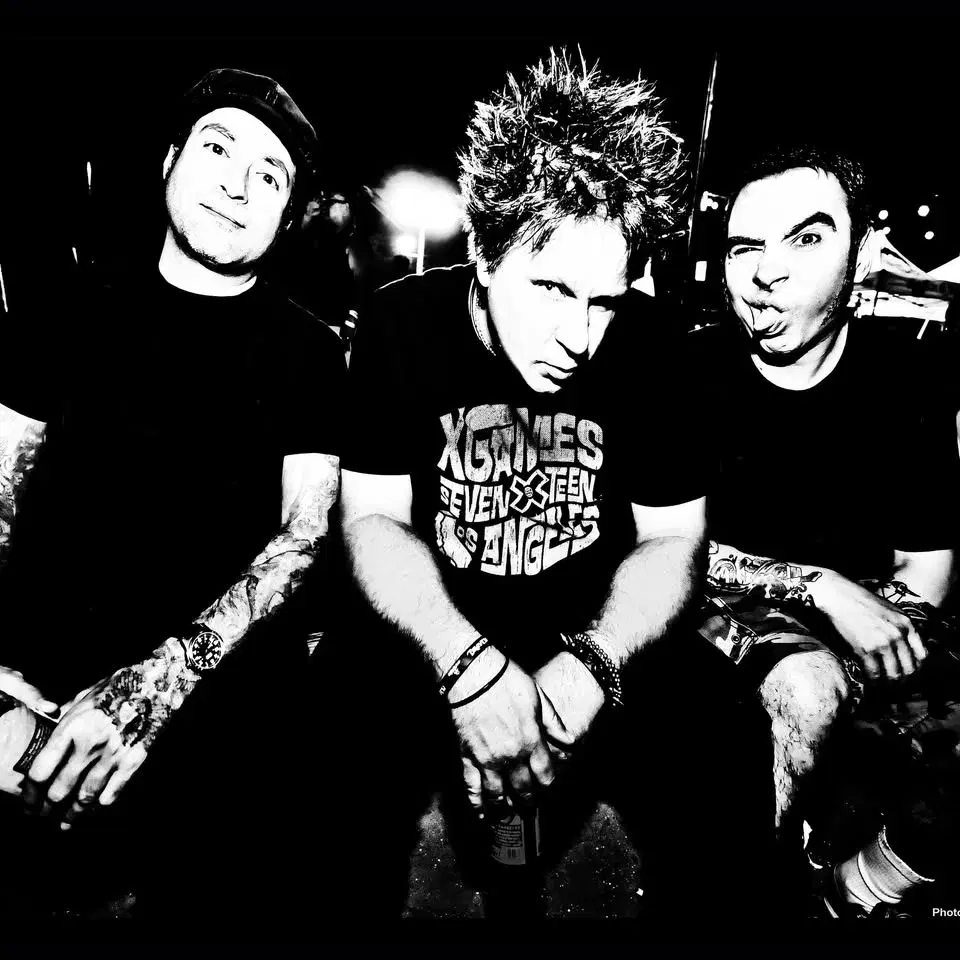 Agent Orange at Harlow's with The Drowns