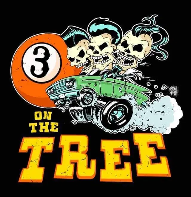 3 On The Tree | Tunes In Town Dewitt IA