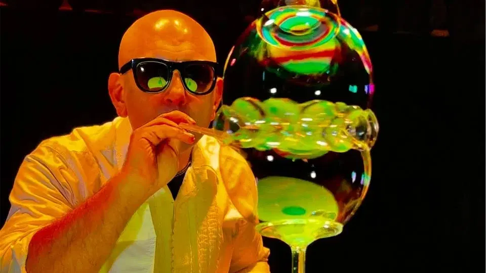 The Ultimate Bubble Show