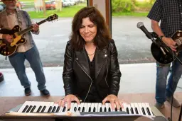 Studio at the Woods: Adult Rock Camp 🎼 8-Session Evening Music Program for Adults