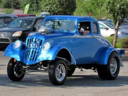 Potters Clay Fellowship Car Show