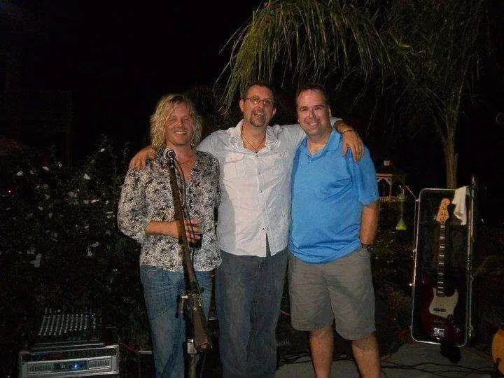 Zaire - Palette & Pour