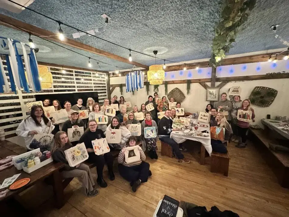 A Bookish Things Paint 'n Sip