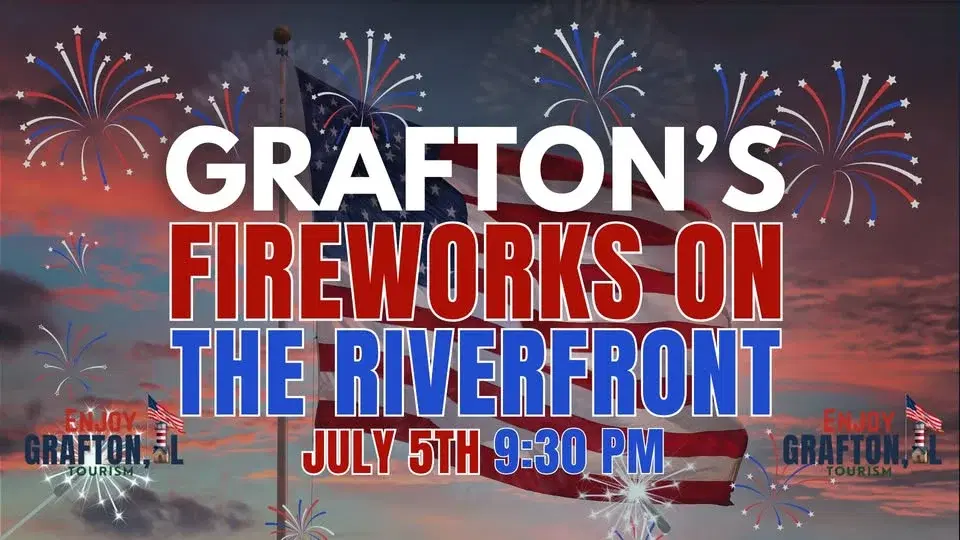 Grafton Fireworks on the Riverfront