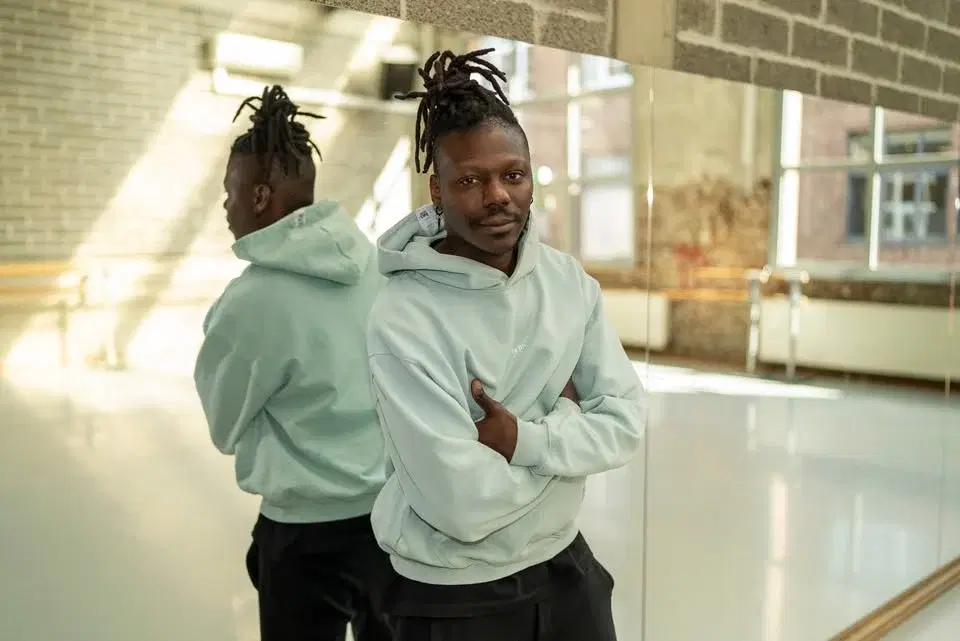 Sharing: Dodzi Dougban