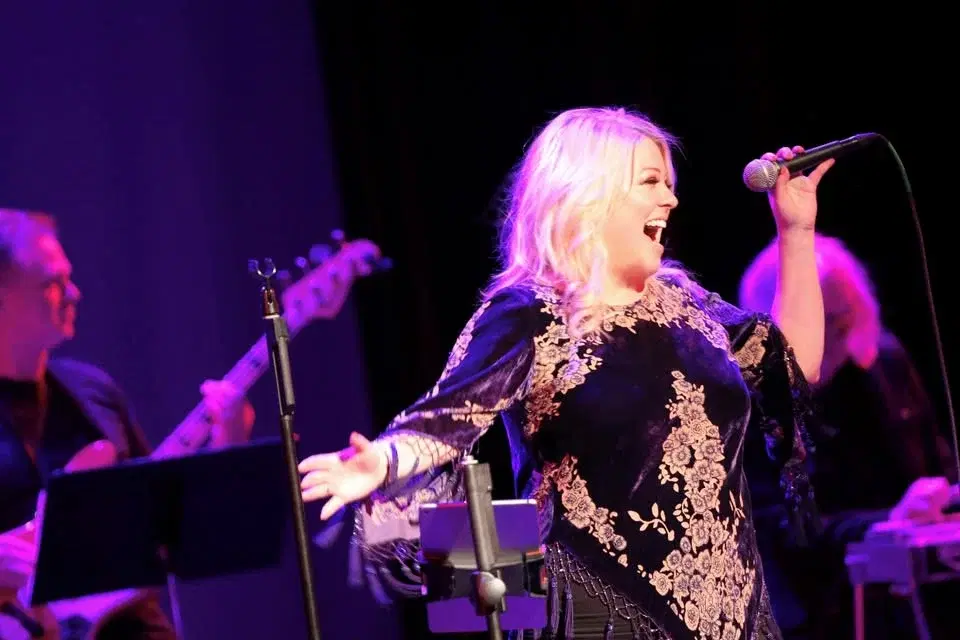 Pamela McNeill: Janis, Stevie, Dolly and Me