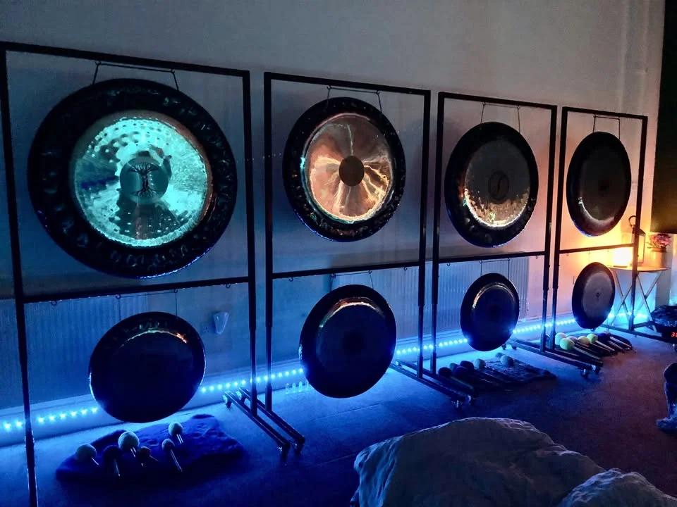 Overnight Gong Puja