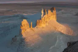 Kazahsztán overland terepjárós kalandtúra - Utazás a végtelen sztyeppék és kővé vált idő nyomában