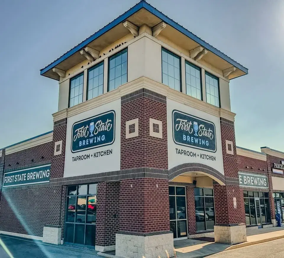 Robin & the Hoods at First State Brewing