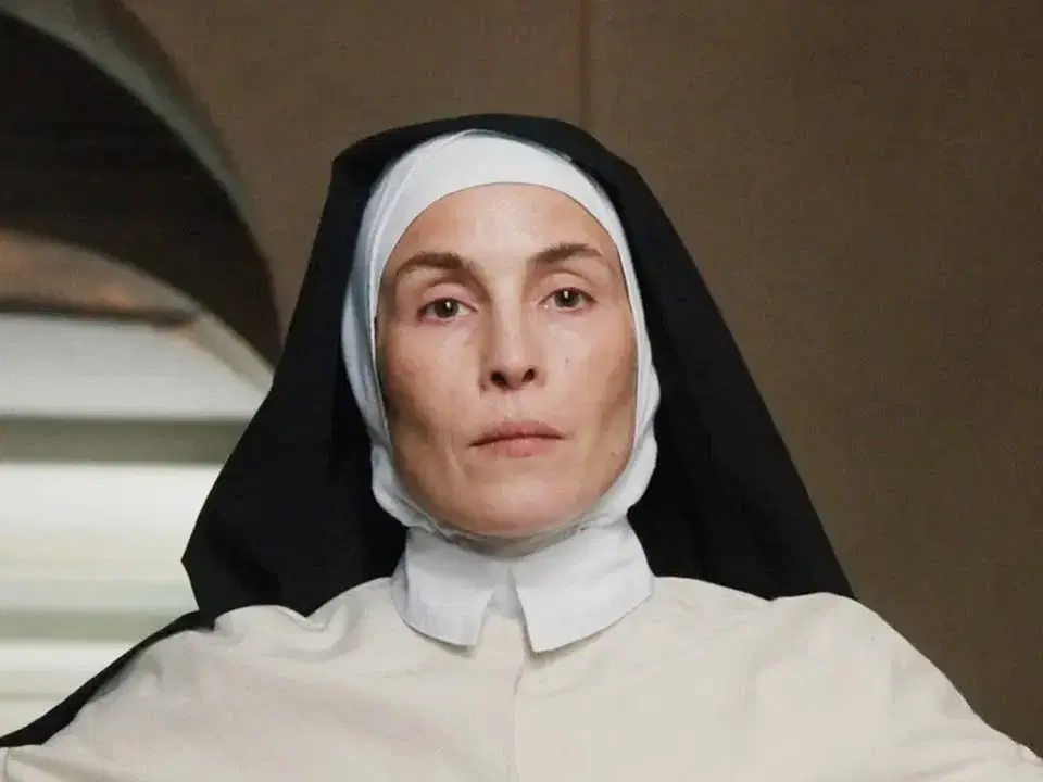 Passionsfilm "Mother" med samtal – biskop Marika Markovits & Erik Lundström, diakon