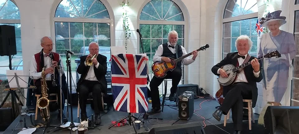 1920s Dixie Jazz over Candlelight with Stamford Stompers