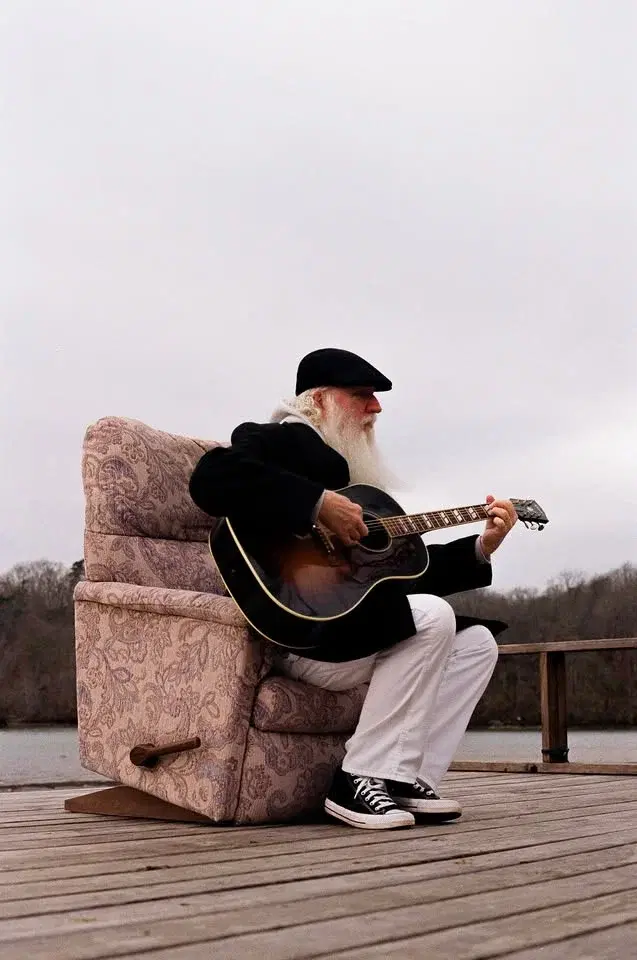 99.9 KUAA Presents: Robert Lester Folsom at Urban Lounge